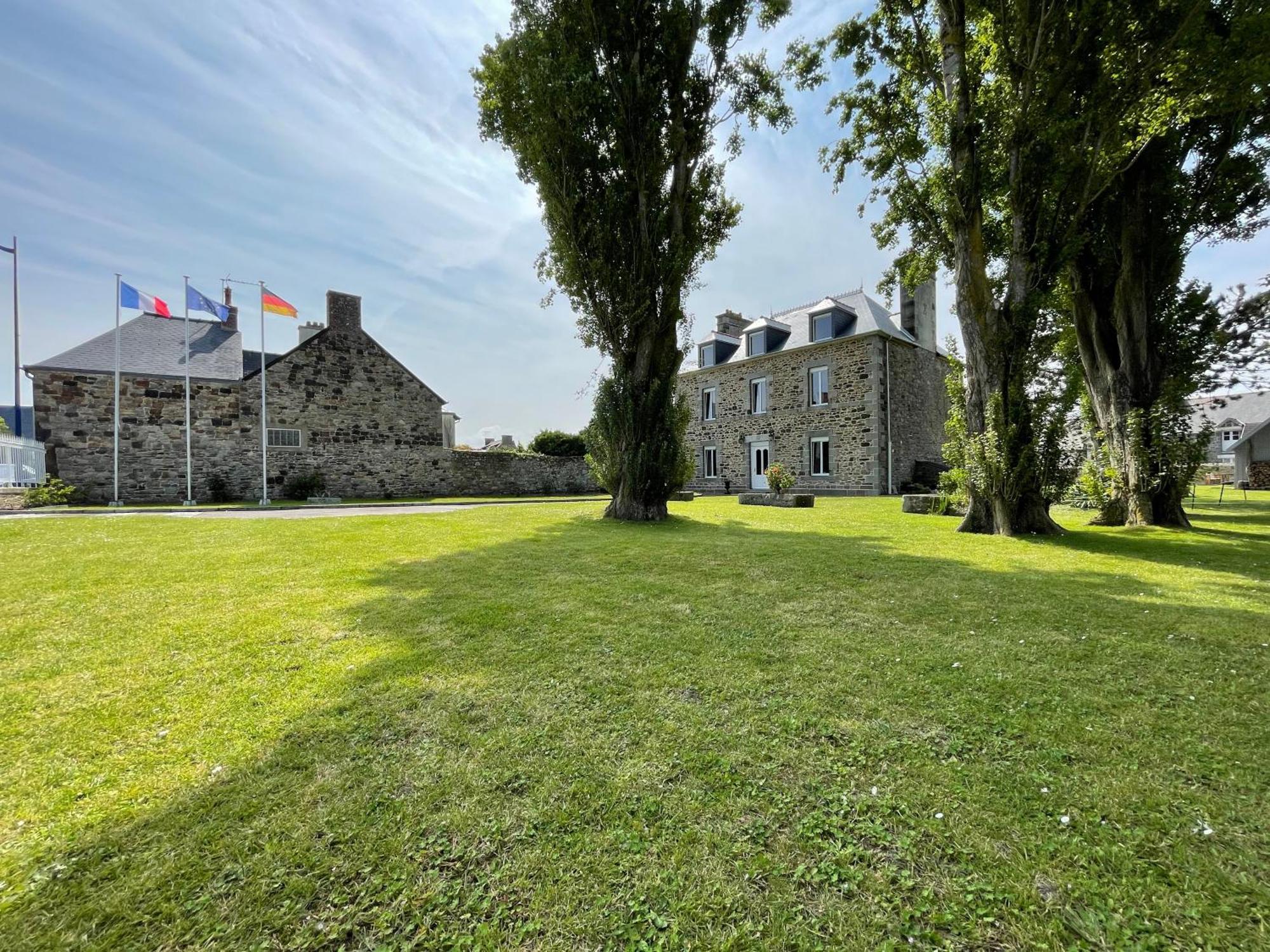 La Salmoniere Hotel Le Vivier-sur-Mer Eksteriør billede