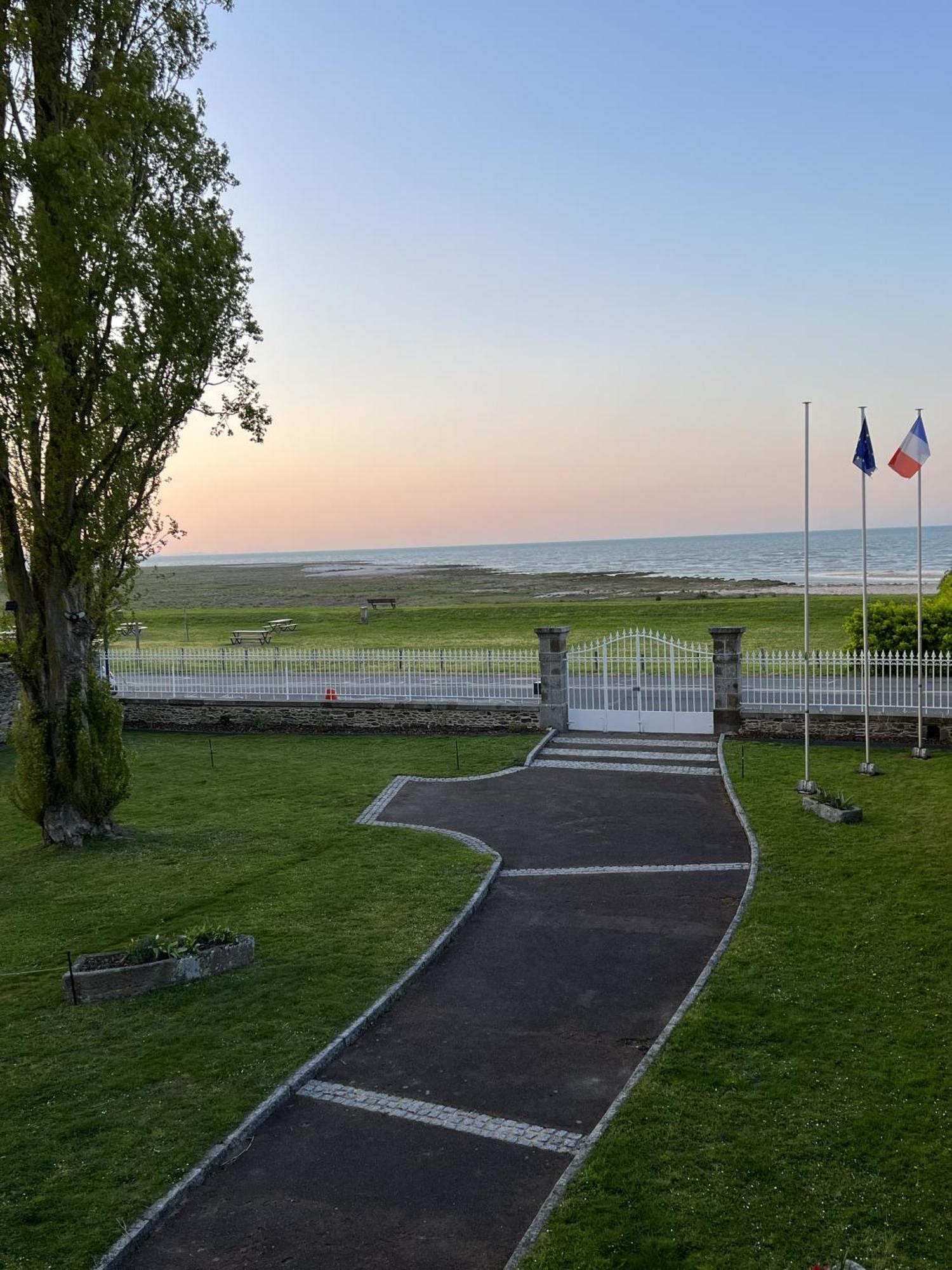 La Salmoniere Hotel Le Vivier-sur-Mer Eksteriør billede