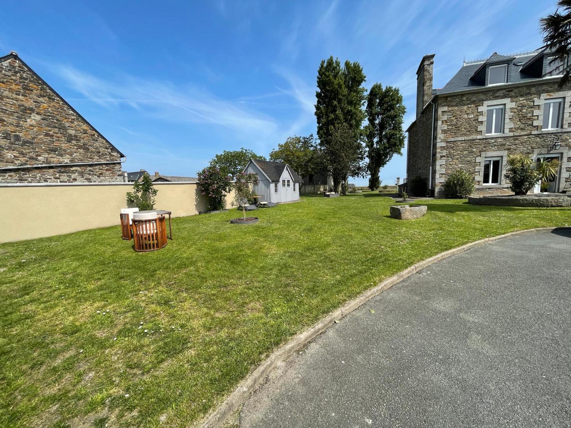 La Salmoniere Hotel Le Vivier-sur-Mer Eksteriør billede