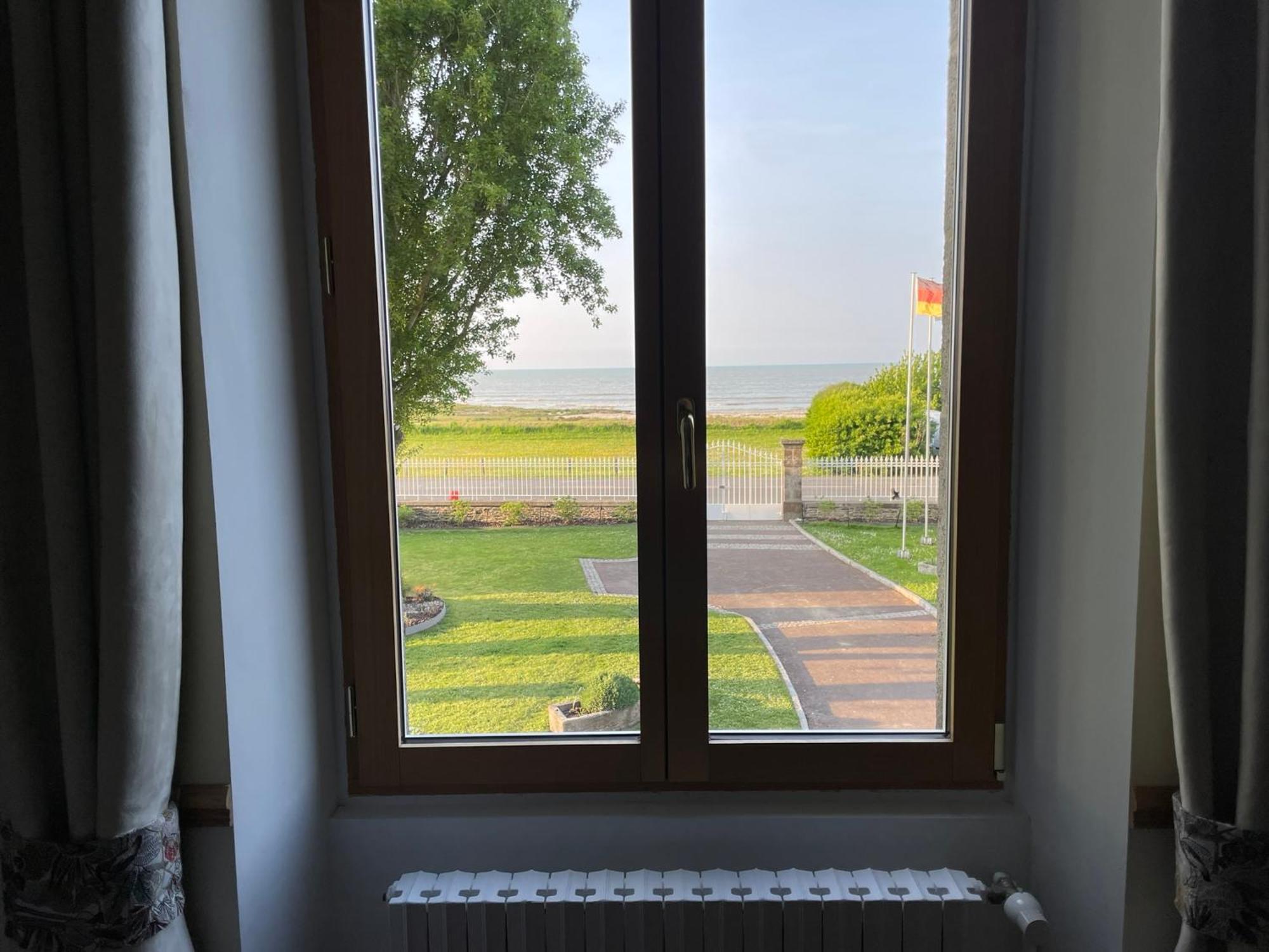 La Salmoniere Hotel Le Vivier-sur-Mer Eksteriør billede